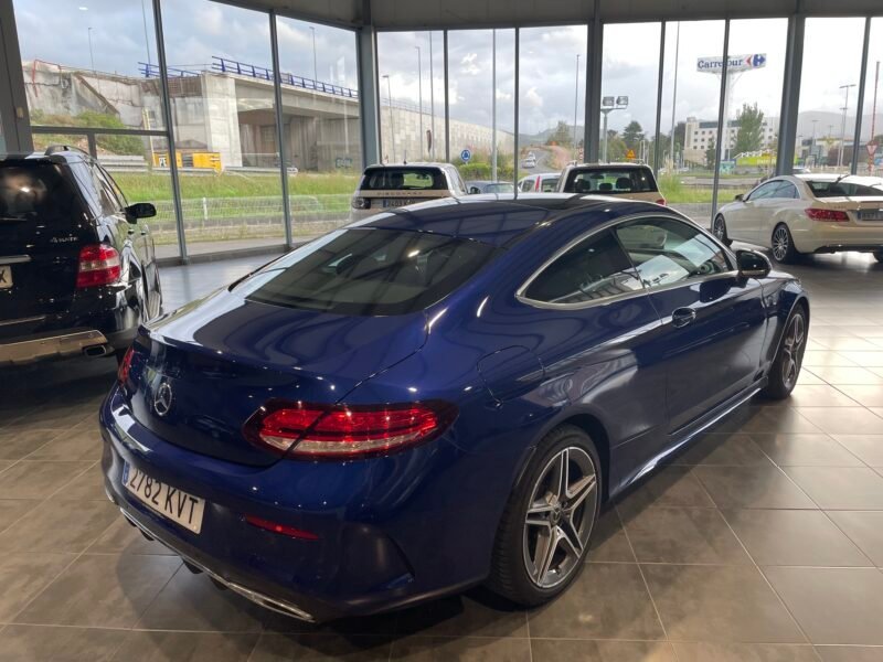 MERCEDES-BENZ Clase C 220 CDI AMG LINE