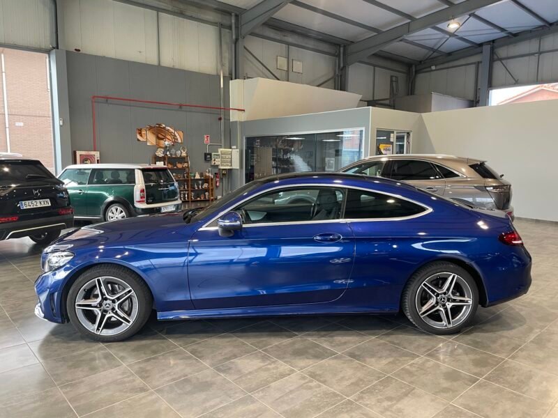 MERCEDES-BENZ Clase C 220 CDI AMG LINE