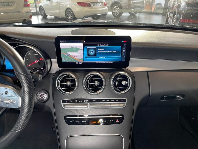 MERCEDES-BENZ Clase C 220 CDI AMG LINE
