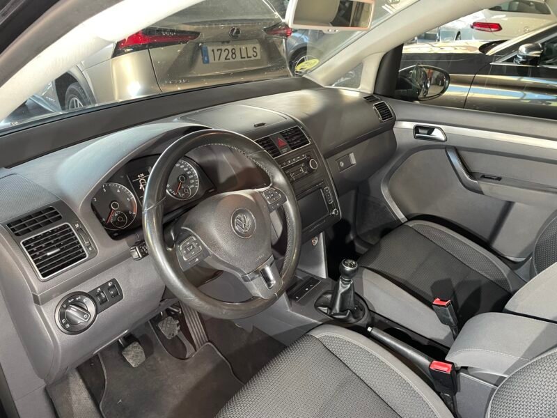 VOLKSWAGEN Touran 1.6 TDI