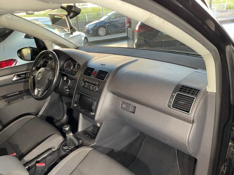 VOLKSWAGEN Touran 1.6 TDI