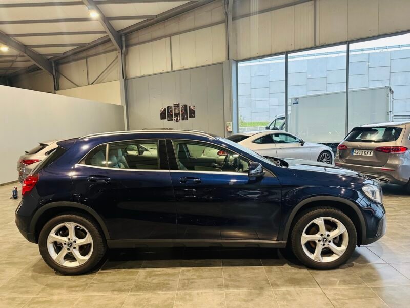 MERCEDES-BENZ GLA 200 CDI