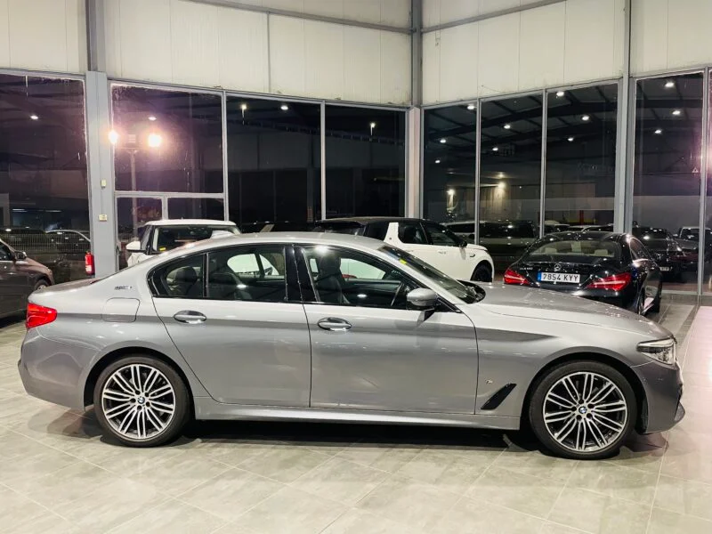 BMW Serie 5 530 IPERFORMANCE M