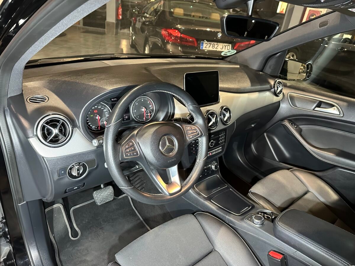MERCEDES-BENZ Clase B 200 cdi