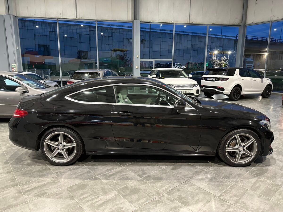 MERCEDES-BENZ Clase C 220 cdi AMG LINE