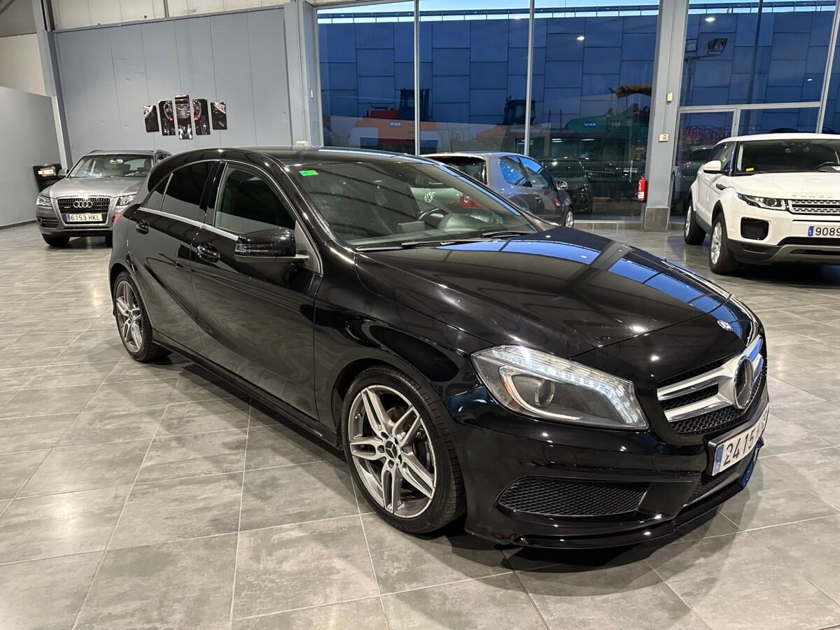 MERCEDES-BENZ CLASE A A 180 AMG LINE