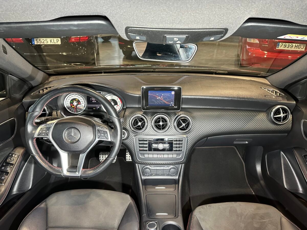 MERCEDES-BENZ CLASE A A 180 AMG LINE