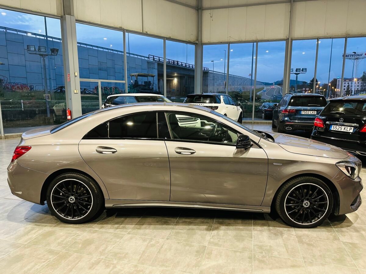 MERCEDES-BENZ CLASE CLA 200 cdi AMG LINE