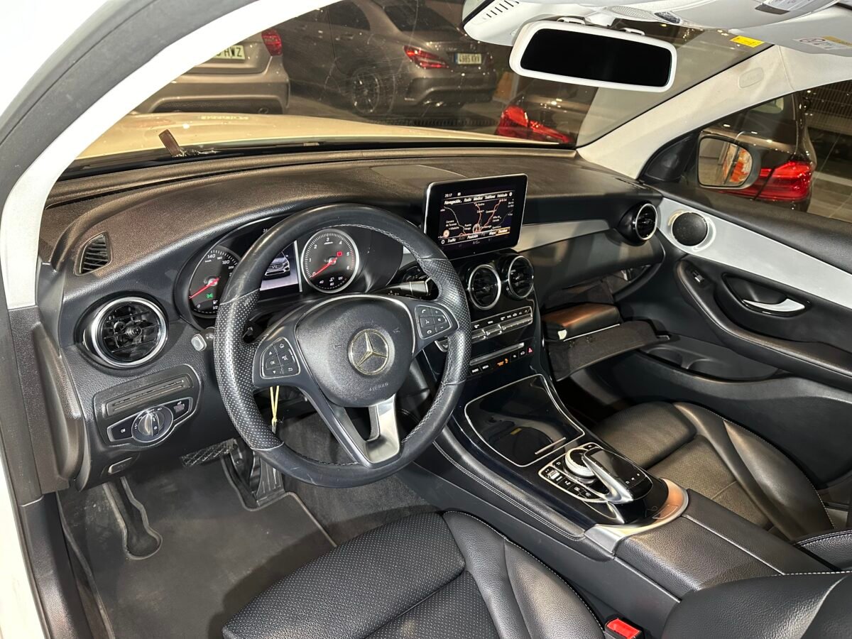 MERCEDES-BENZ GLC 220 CDI AMG LINE