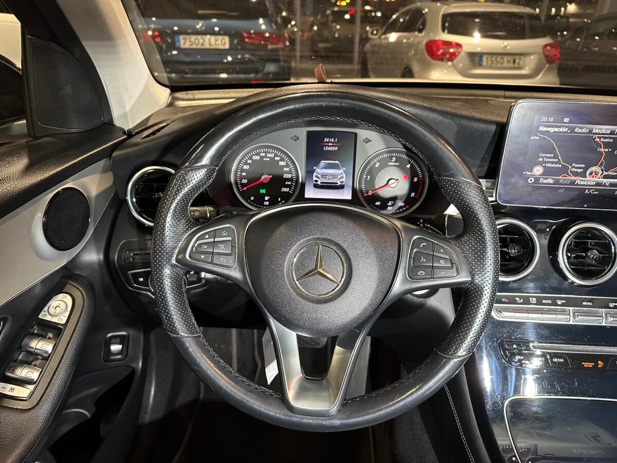 MERCEDES-BENZ GLC 220 CDI AMG LINE