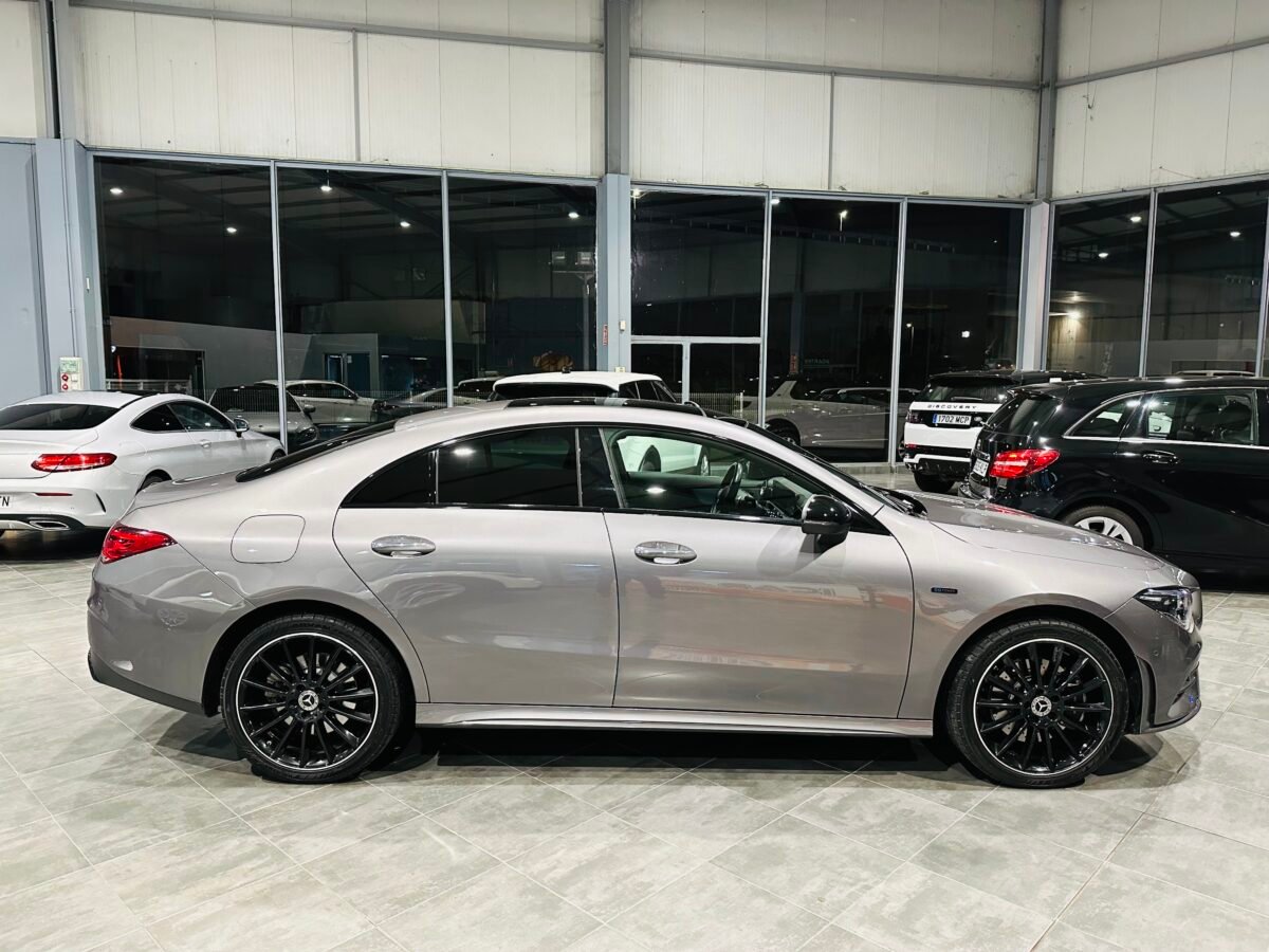 MERCEDES-BENZ CLA 250E