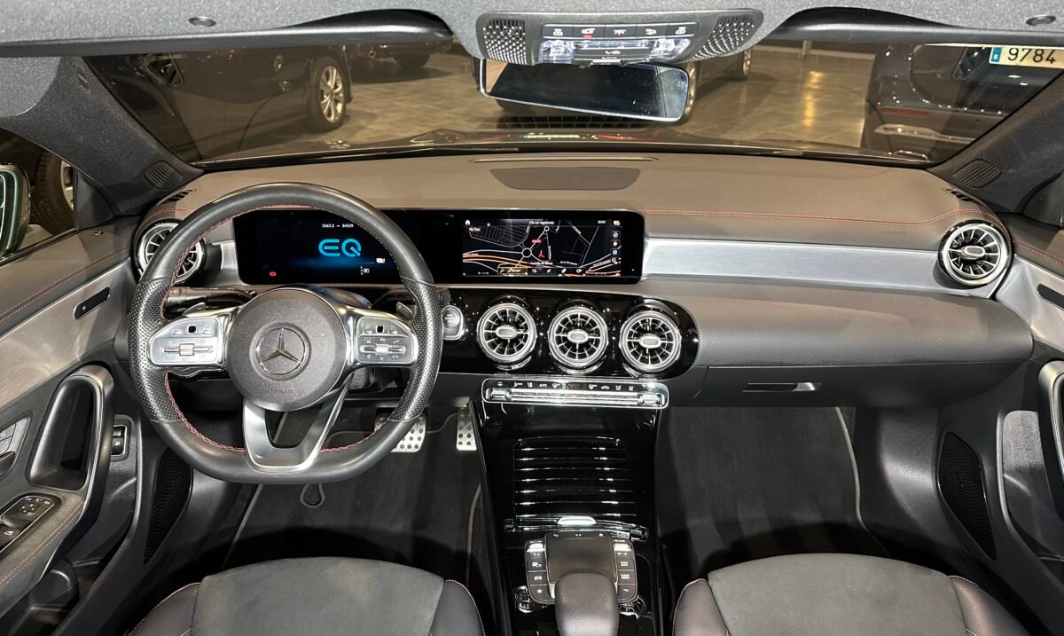 MERCEDES-BENZ CLA 250E