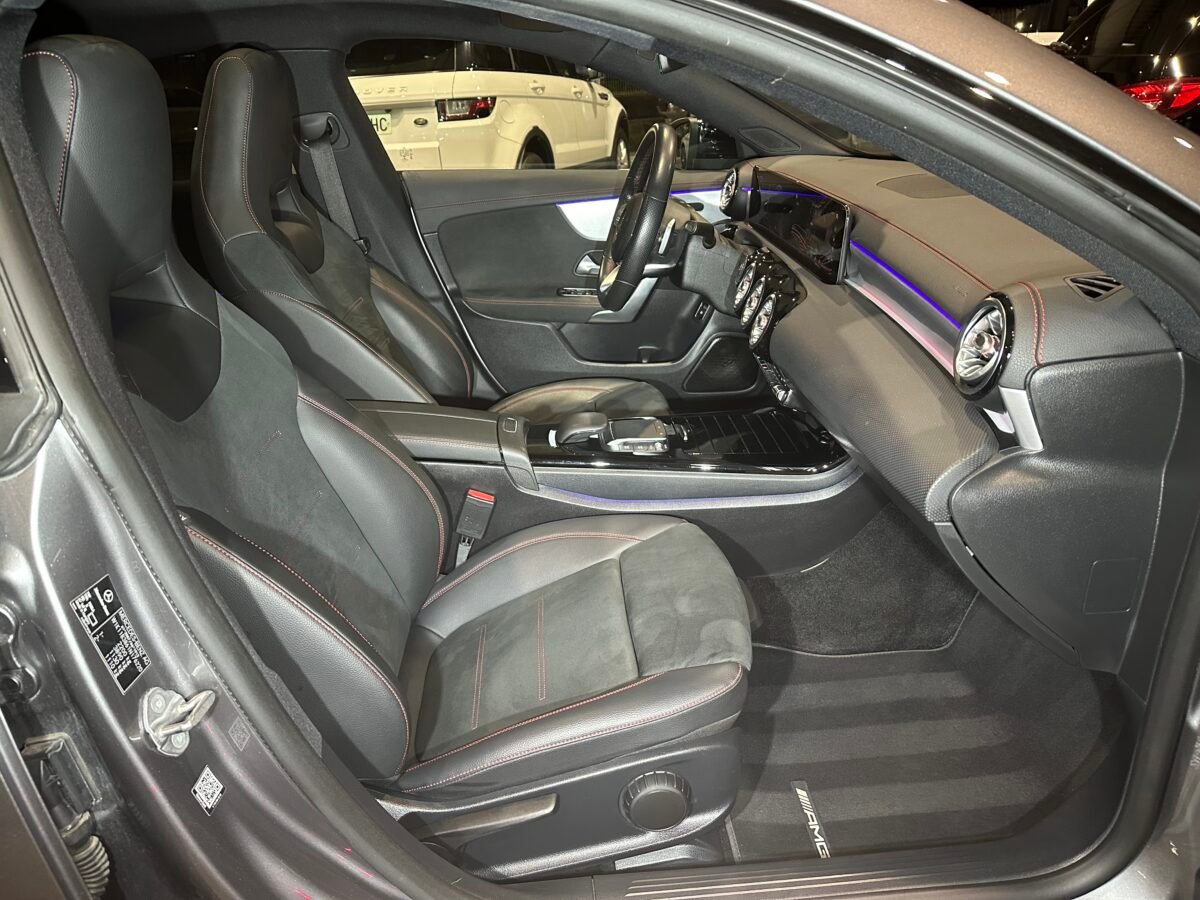 MERCEDES-BENZ CLA 250E
