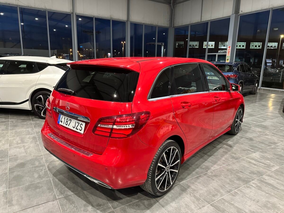 MERCEDES-BENZ Clase B 200 SPORT
