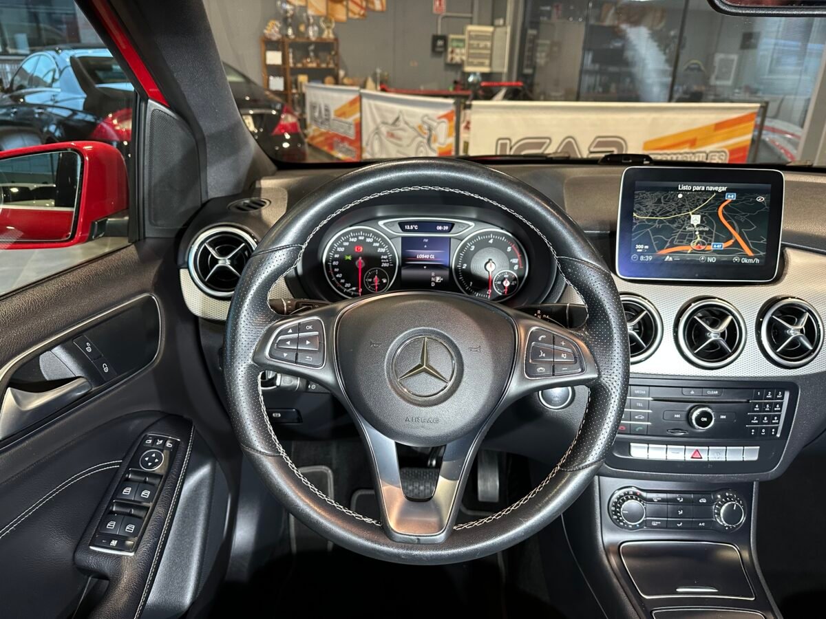 MERCEDES-BENZ Clase B 200 SPORT