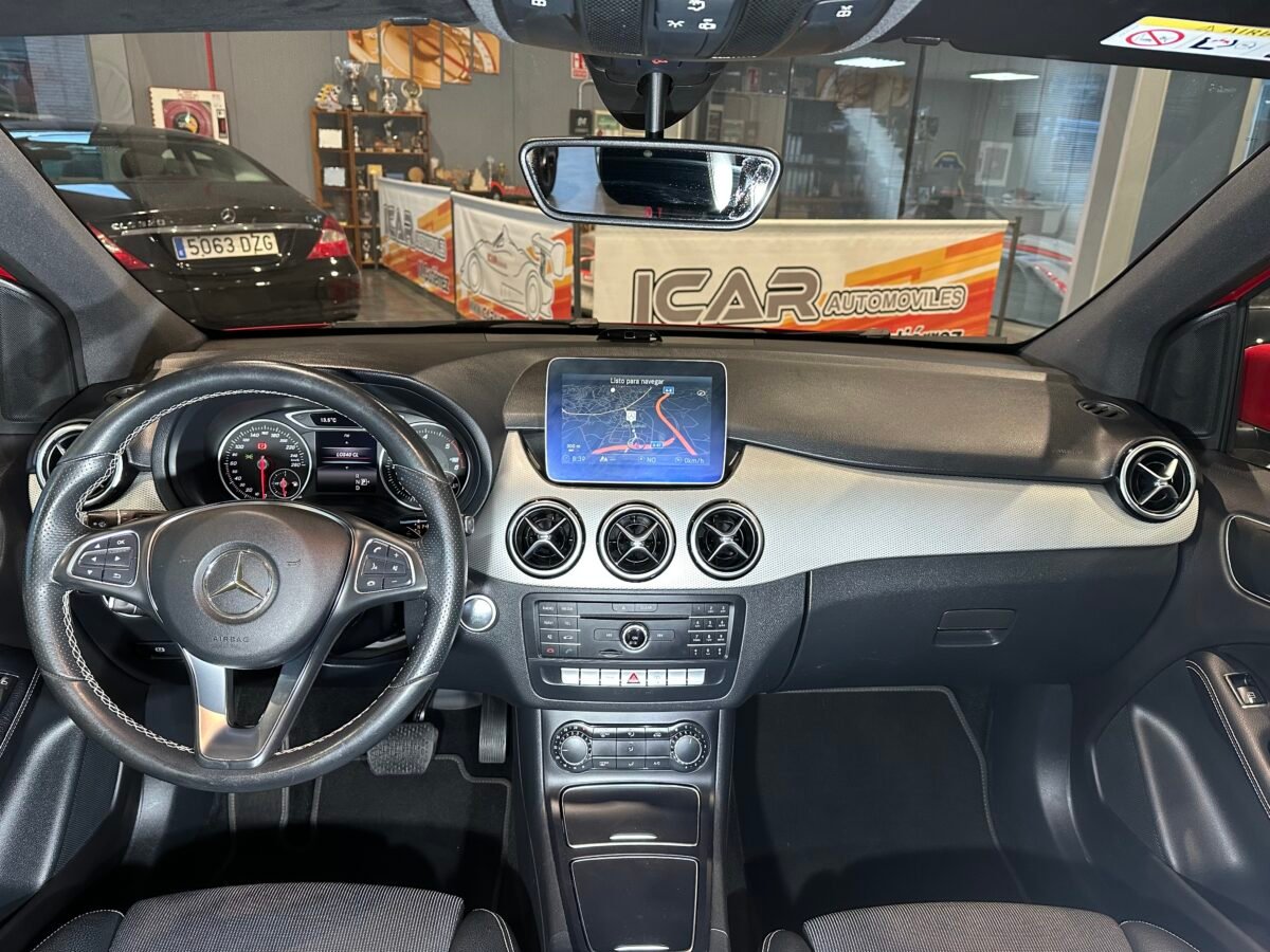 MERCEDES-BENZ Clase B 200 SPORT