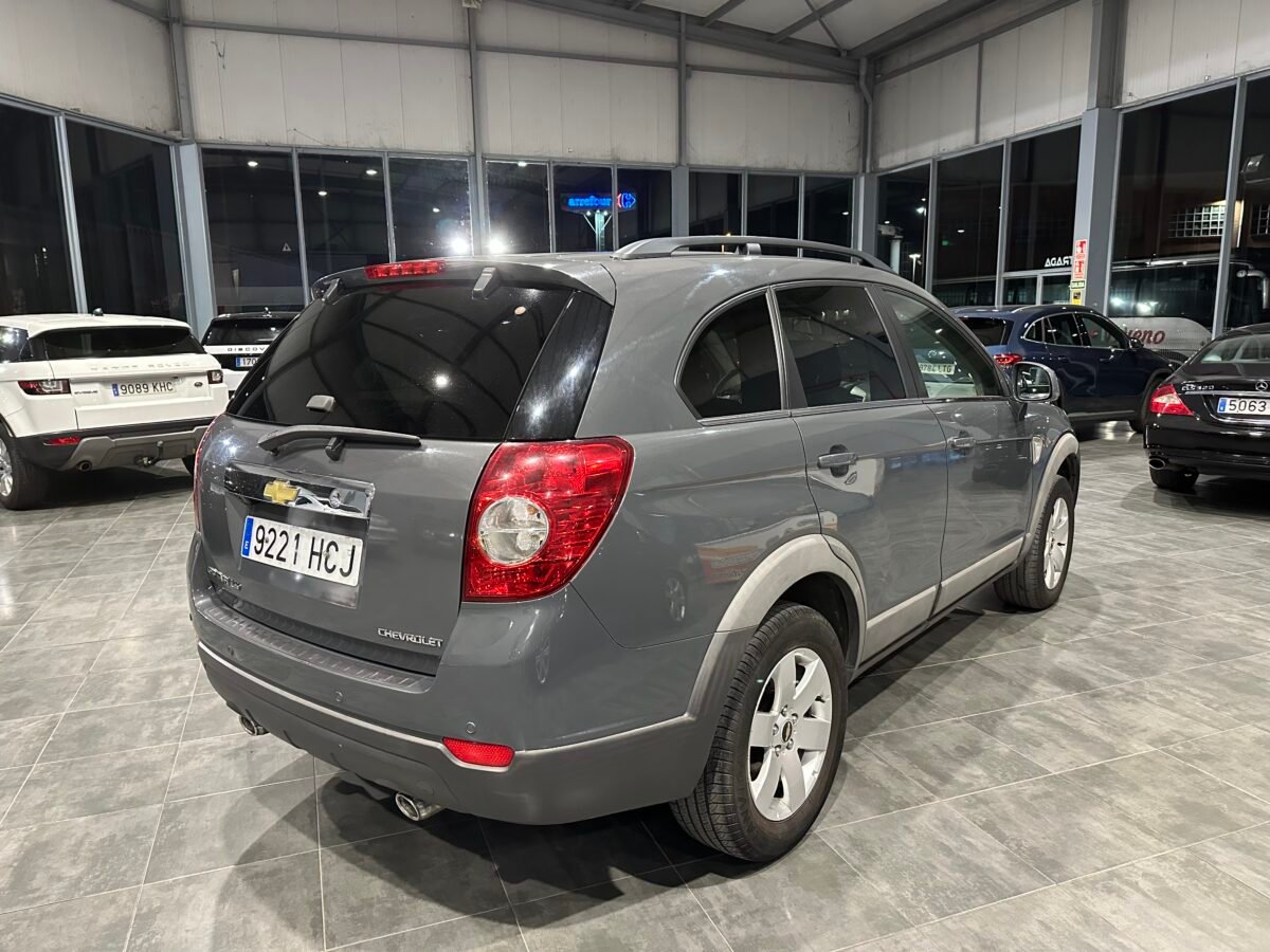 CHEVROLET Captiva 2.0  VCDI LS 7 plazas 