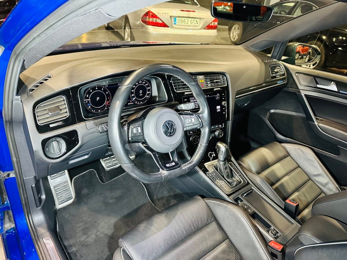 VOLKSWAGEN GOLF 2.0 TSI R 4 MOTION
