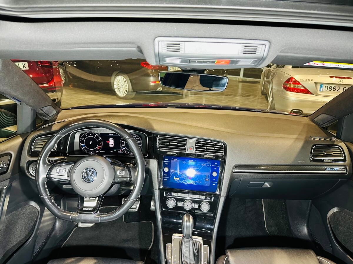 VOLKSWAGEN GOLF 2.0 TSI R 4 MOTION