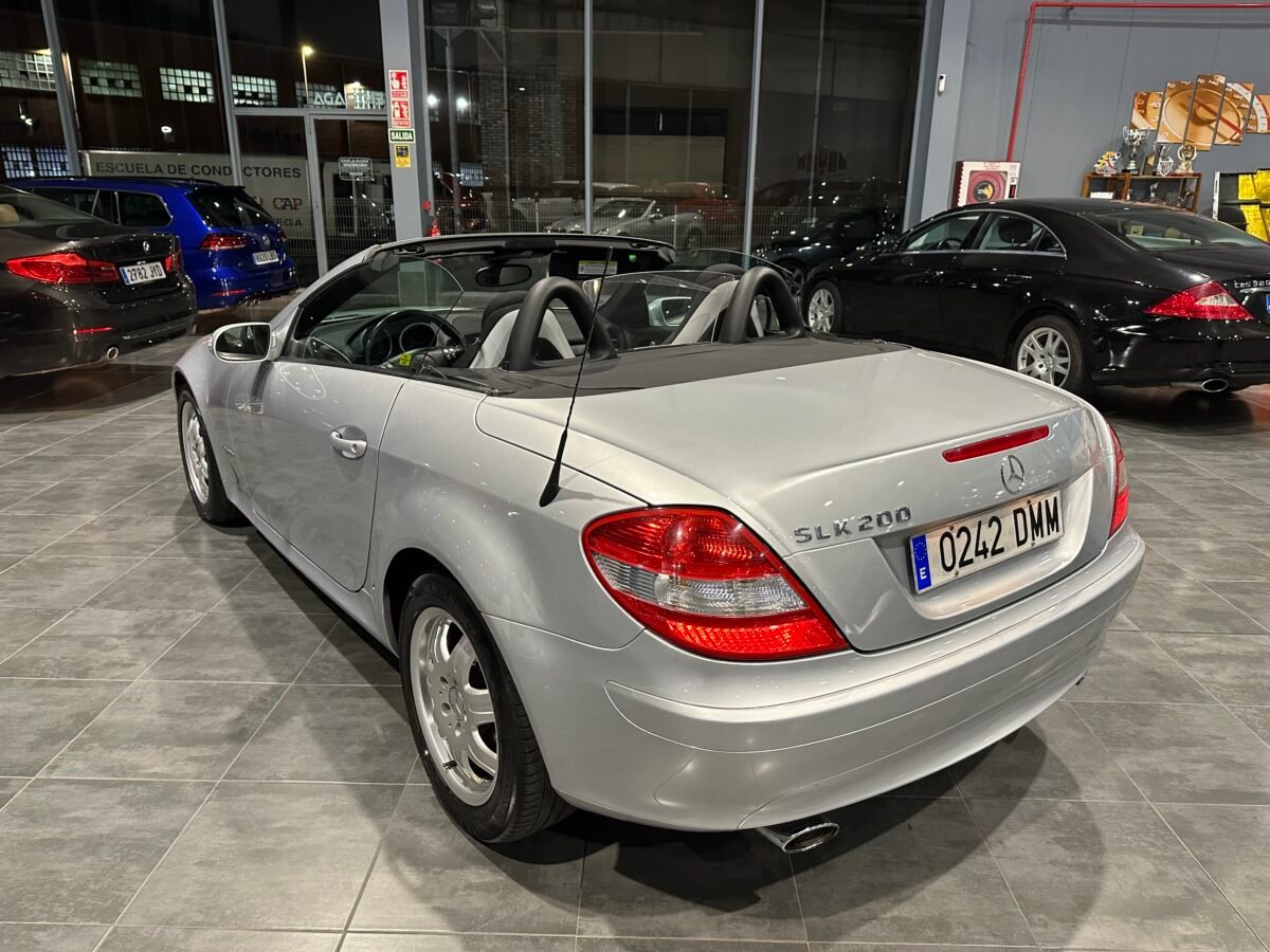 MERCEDES-BENZ slk 200 