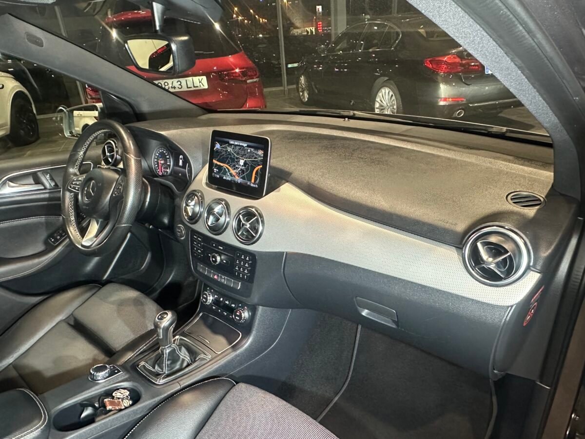 MERCEDES-BENZ Clase B 200 cdi sport 