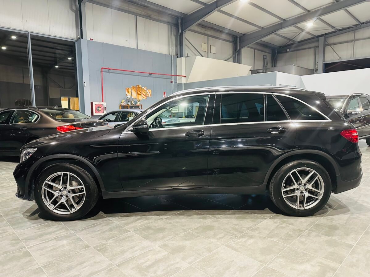 MERCEDES-BENZ GLC 220 CDI AMG LINE