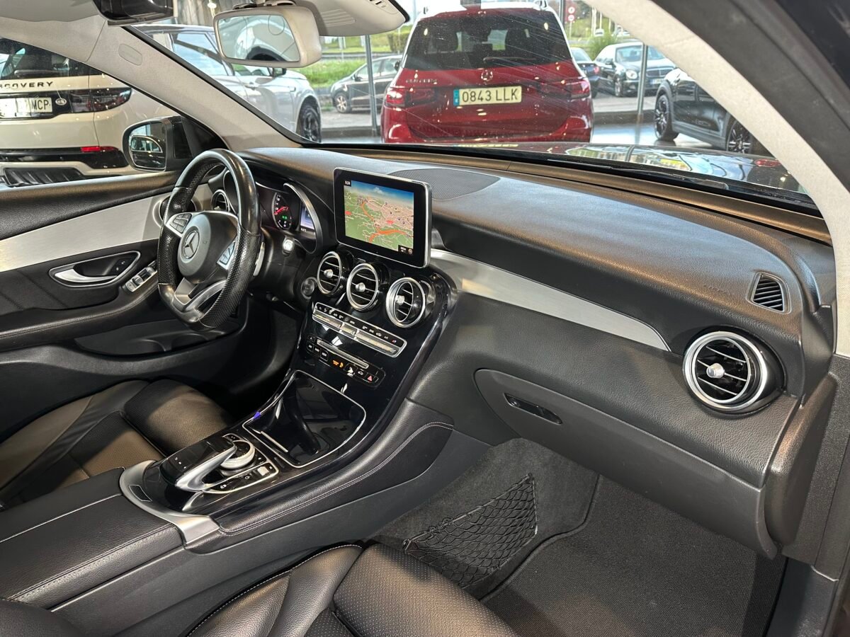 MERCEDES-BENZ GLC 220 CDI AMG LINE