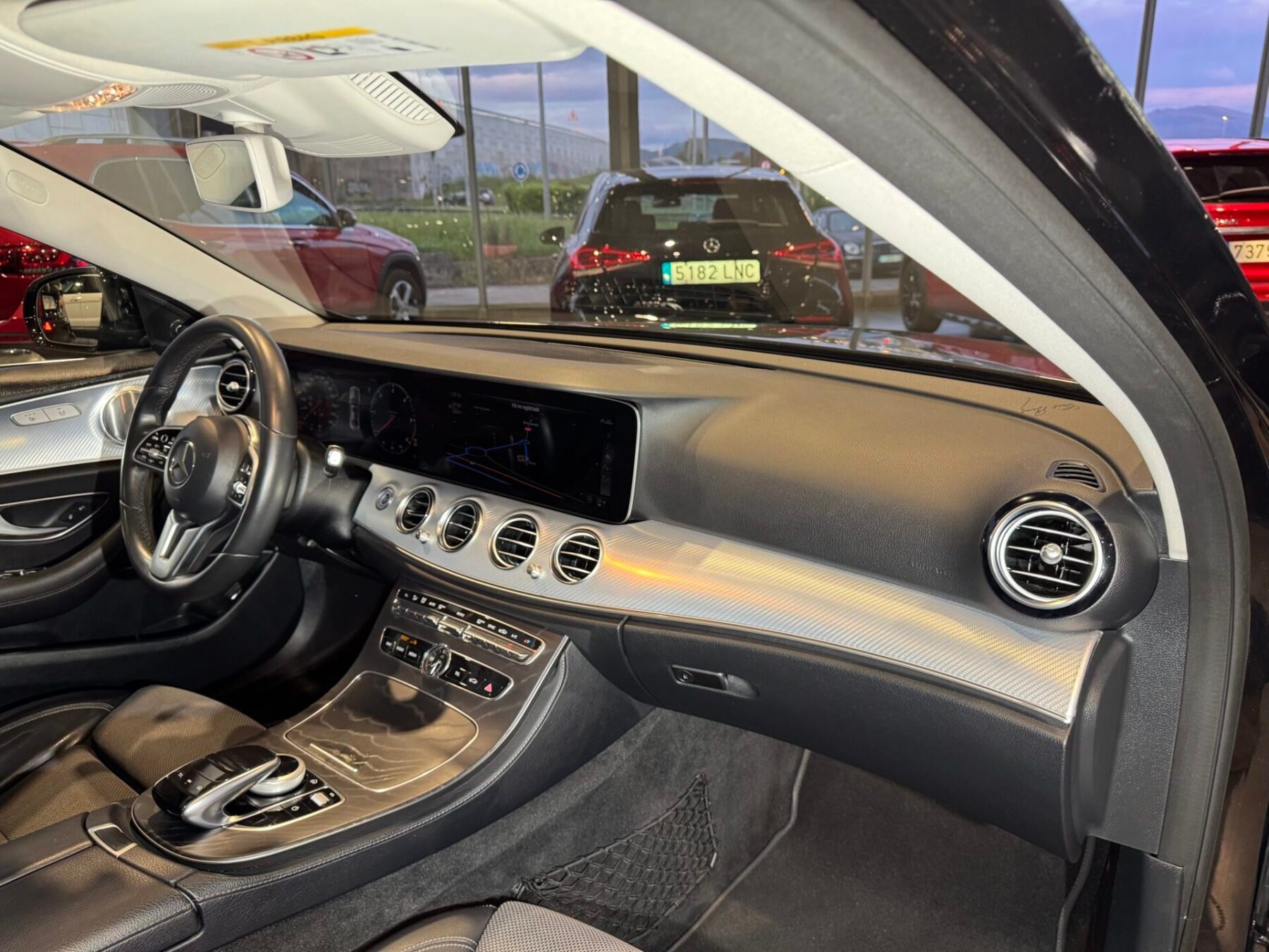 MERCEDES-BENZ CLASE E 220 CDI AMG LINE