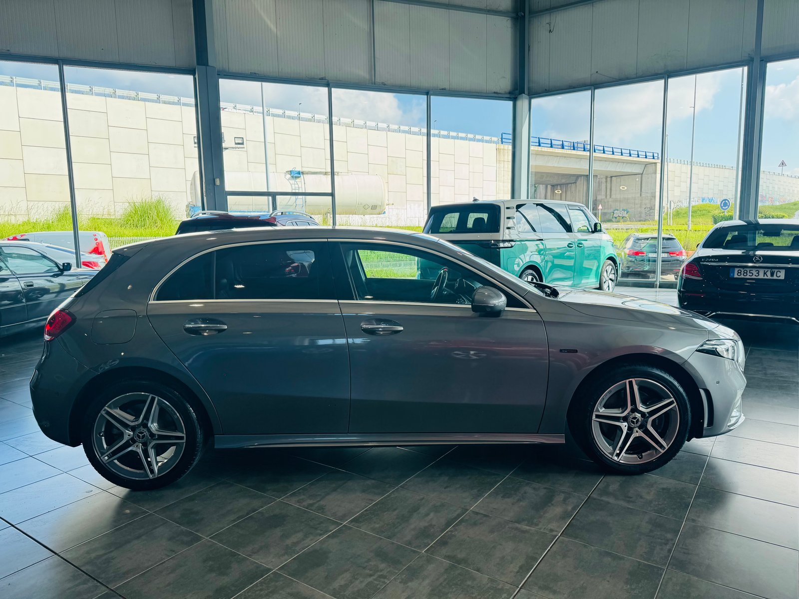 MERCEDES-BENZ CLASE A 250 AMG LINE