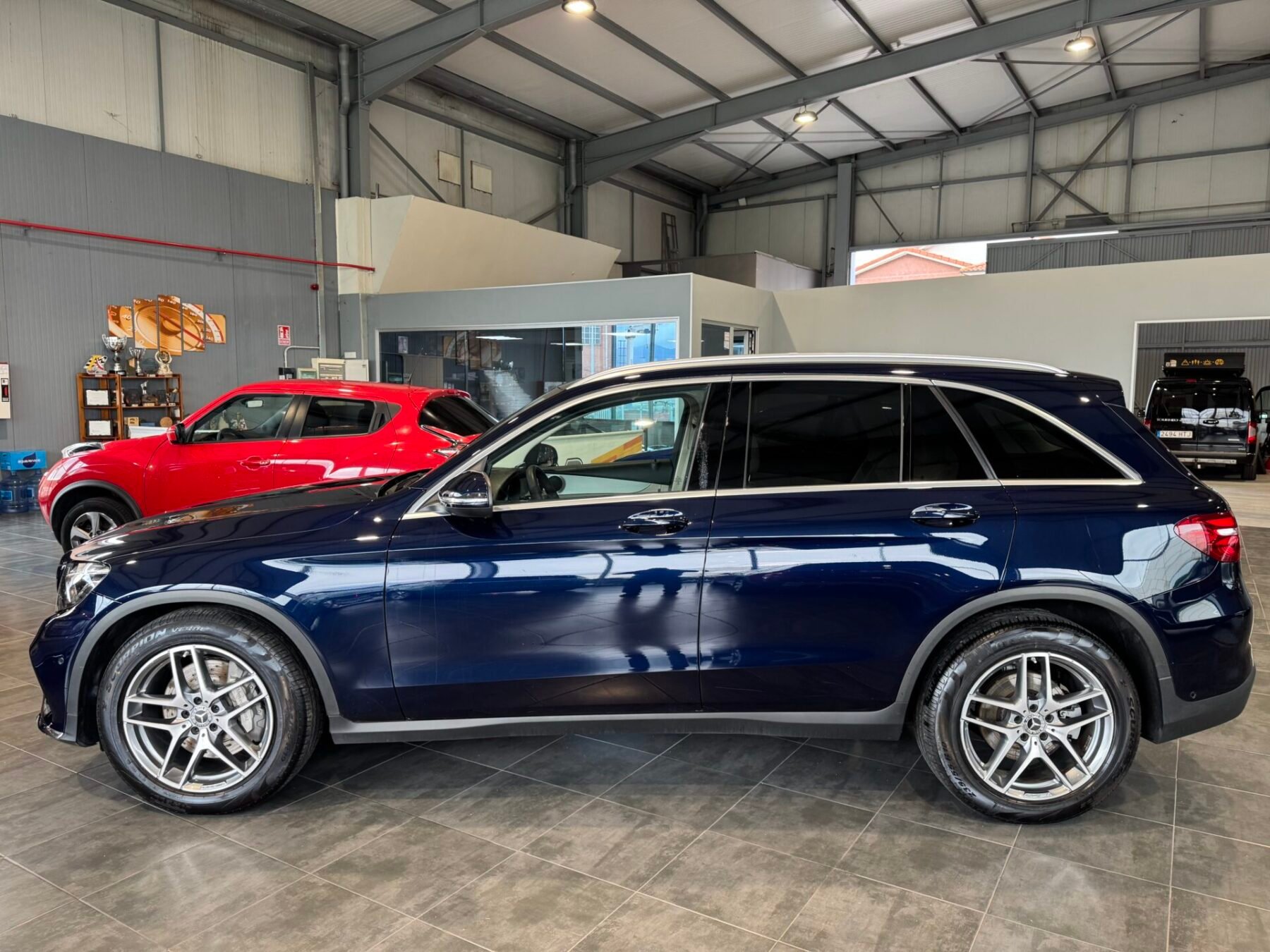 MERCEDES-BENZ GLC 220 CDI AMG LINE 