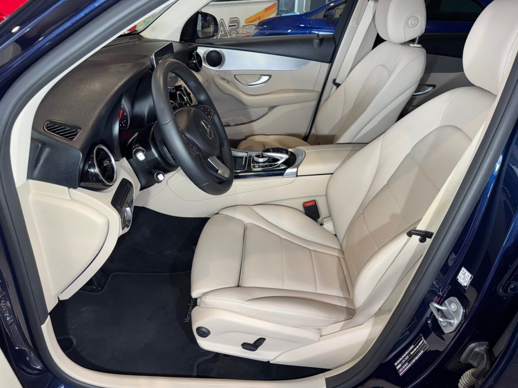 MERCEDES-BENZ GLC 220 CDI AMG LINE 