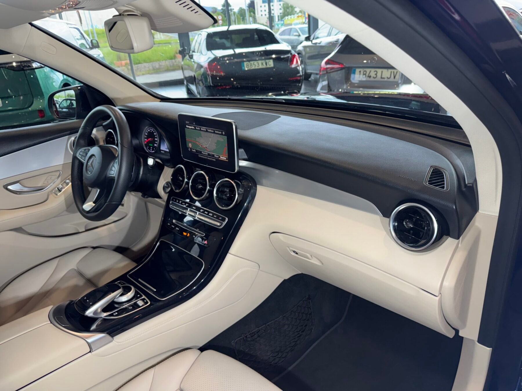 MERCEDES-BENZ GLC 220 CDI AMG LINE 