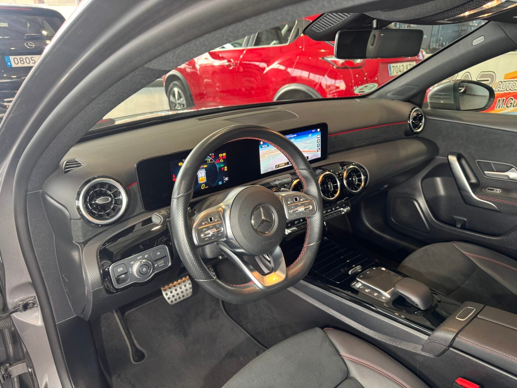 MERCEDES-BENZ CLASE A SEDAN 200 AMG LINE 