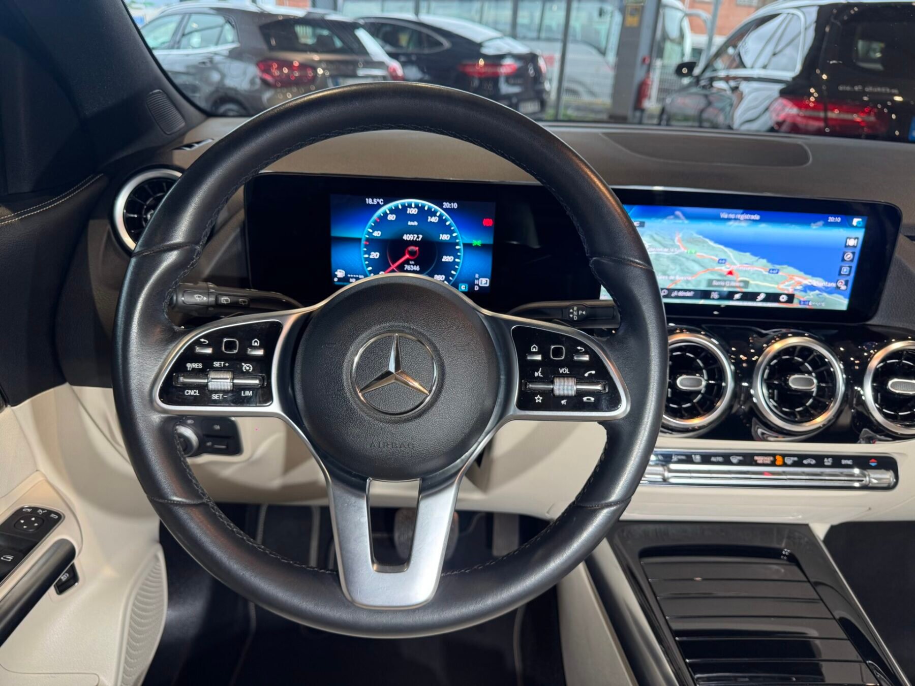 MERCEDES-BENZ GLA 200 cdi