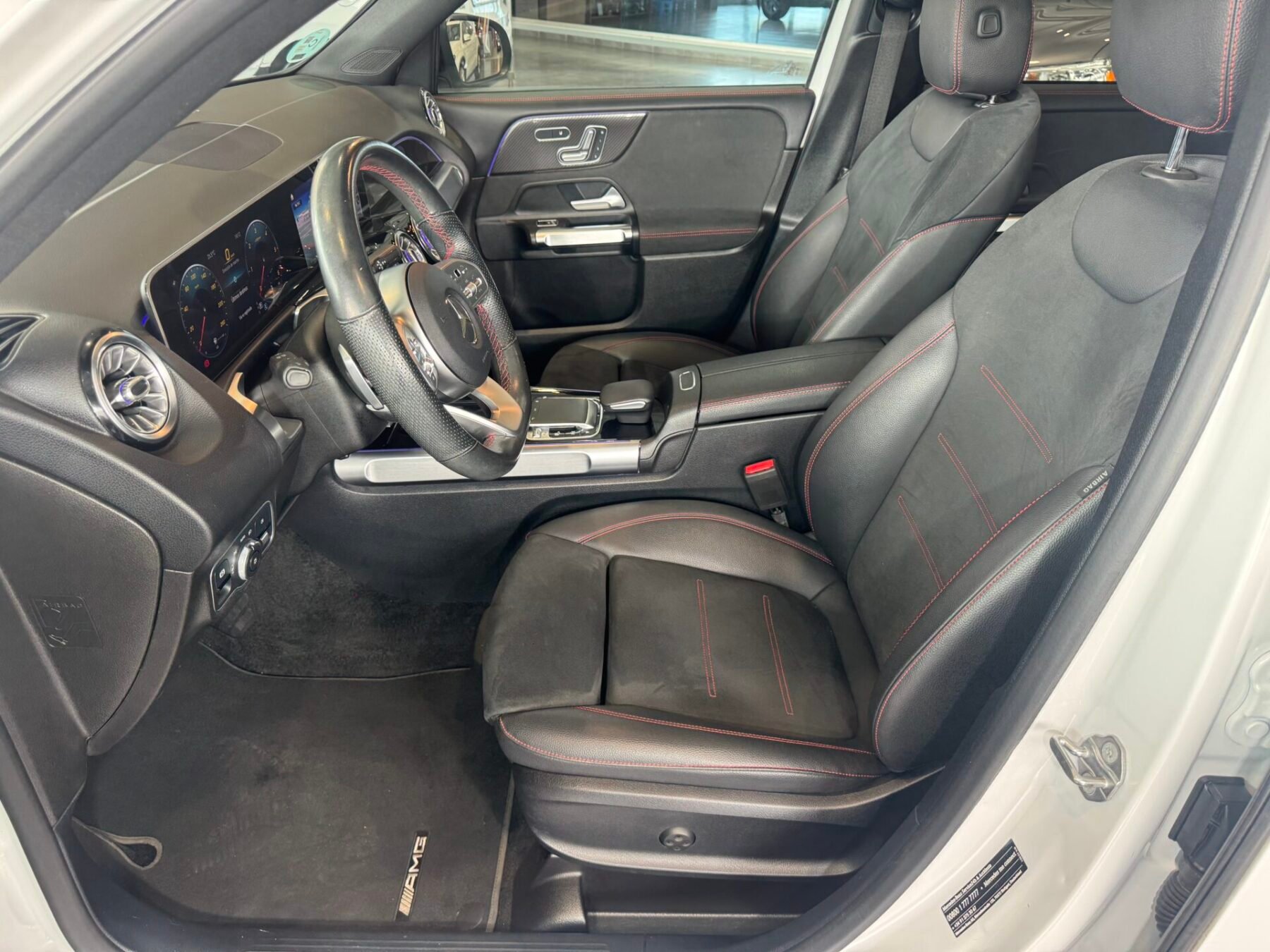 MERCEDES-BENZ GLB 220 CDI AMG LINE 4 matic