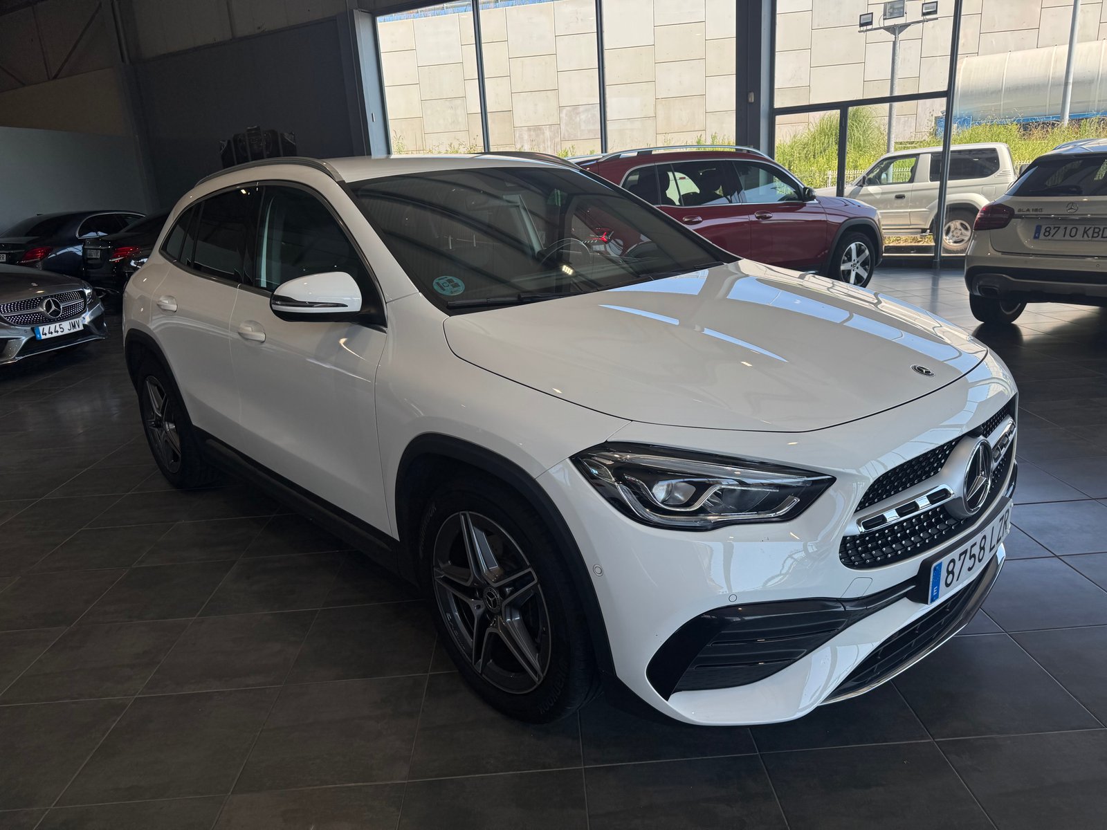 MERCEDES-BENZ GLA 200 CDI AMG LINE