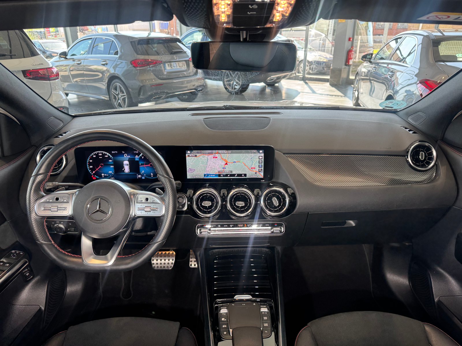 MERCEDES-BENZ GLA 200 CDI AMG LINE