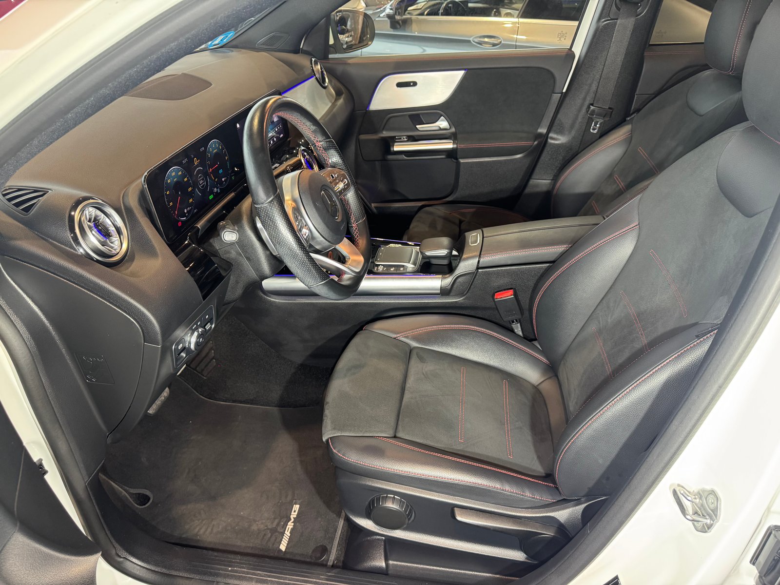 MERCEDES-BENZ GLA 250e