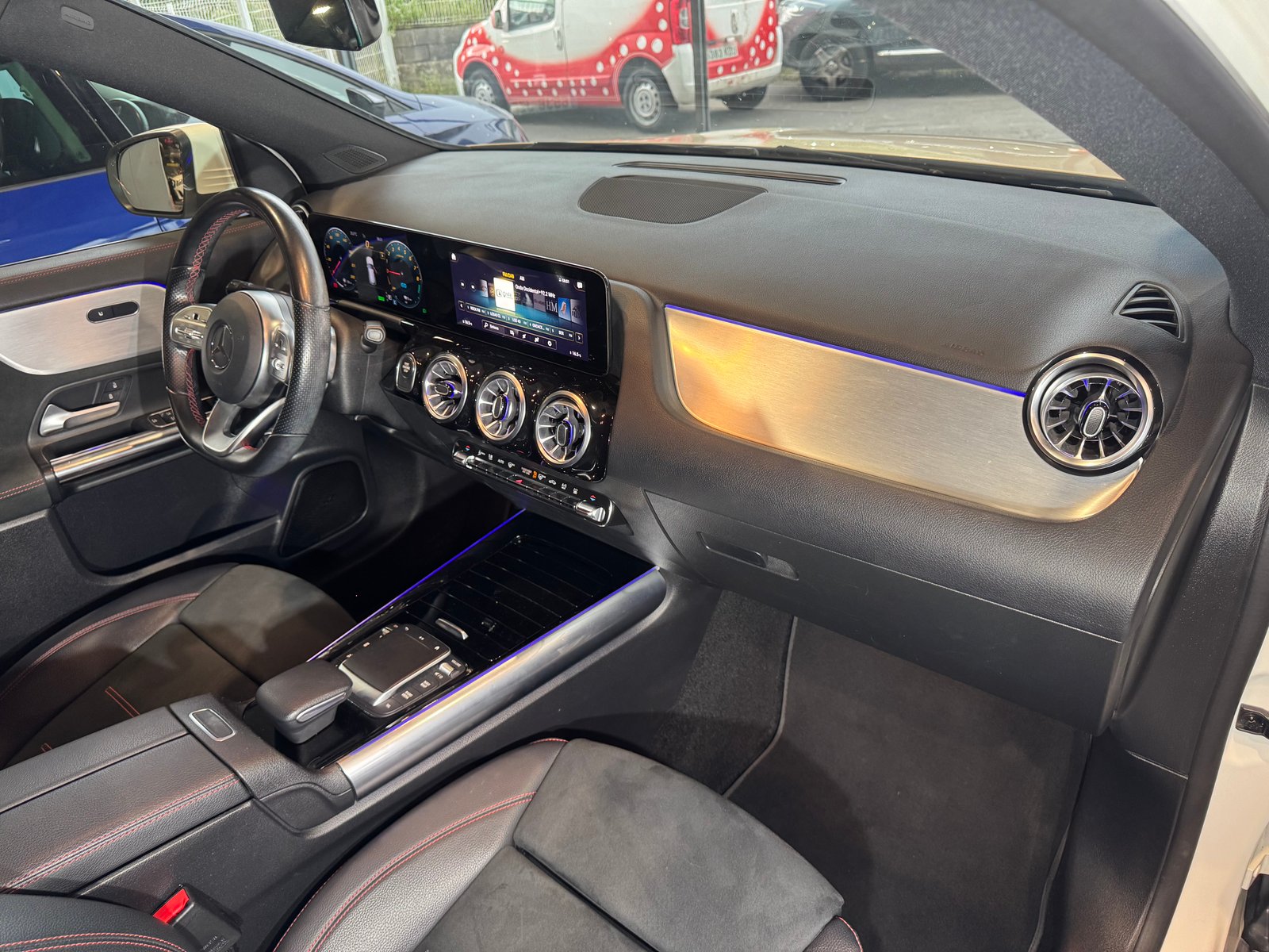 MERCEDES-BENZ GLA 250e