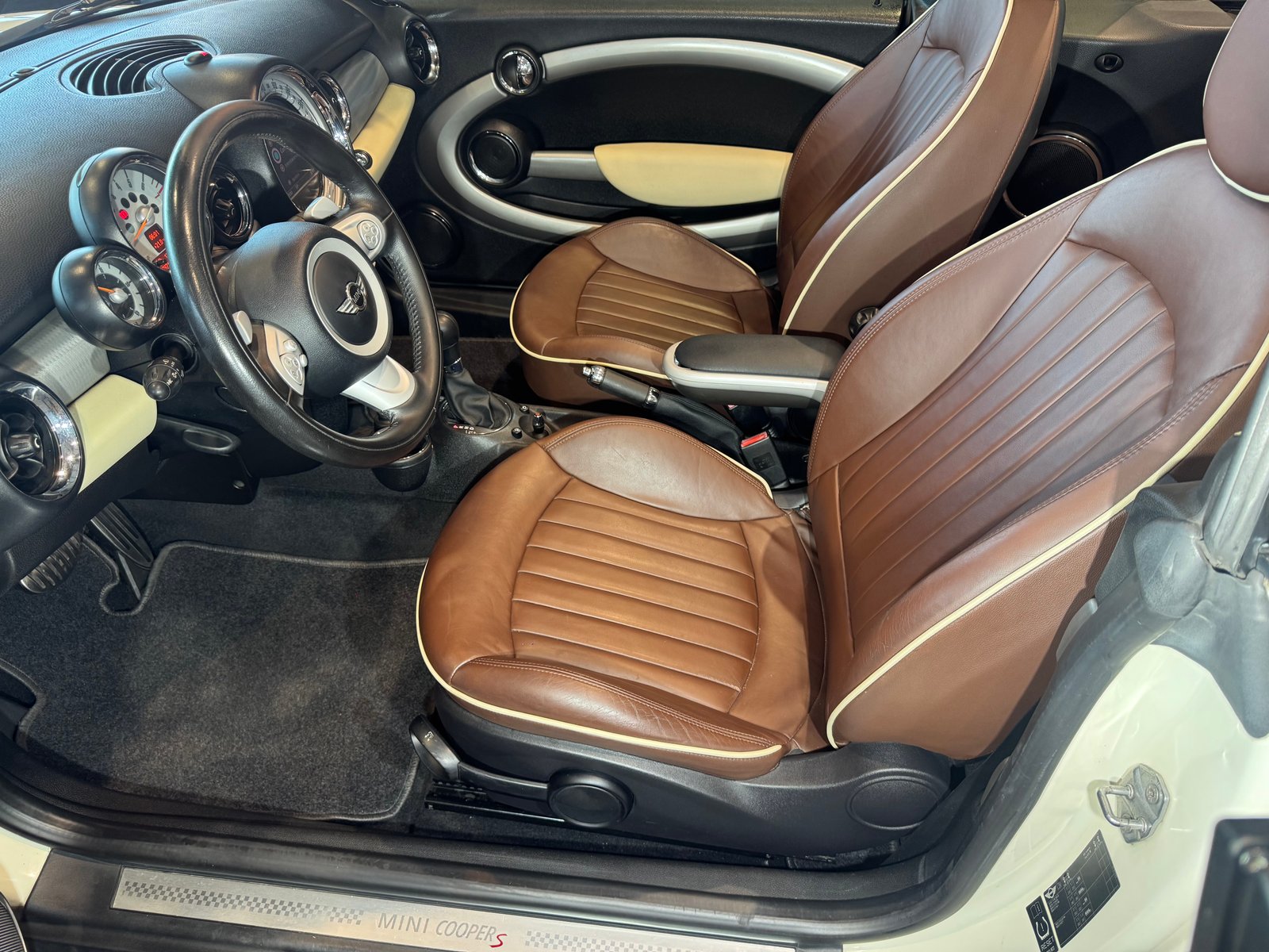 MINI Cooper s cabrio 