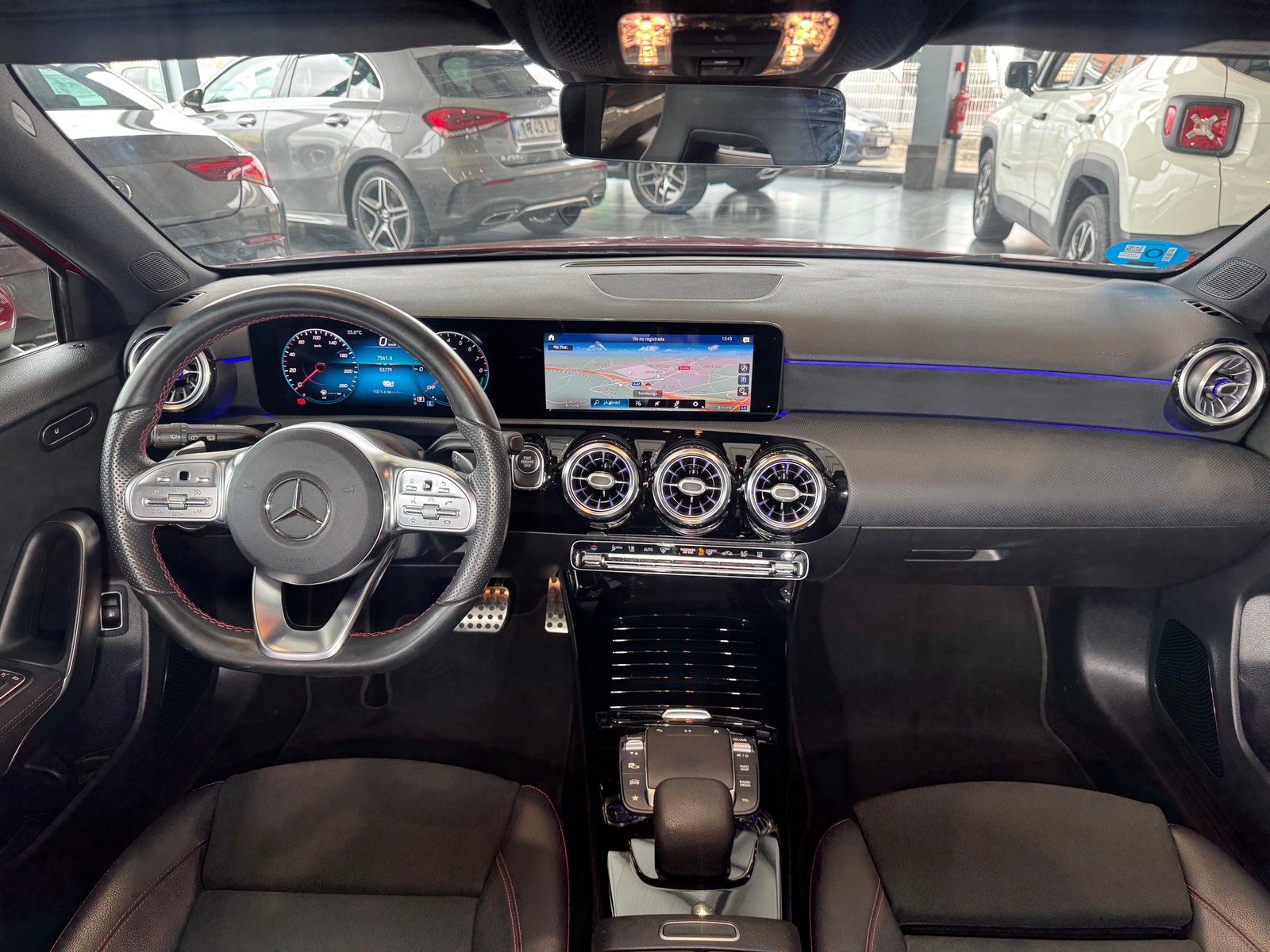 MERCEDES-BENZ CLASE A 250e AMG LINE