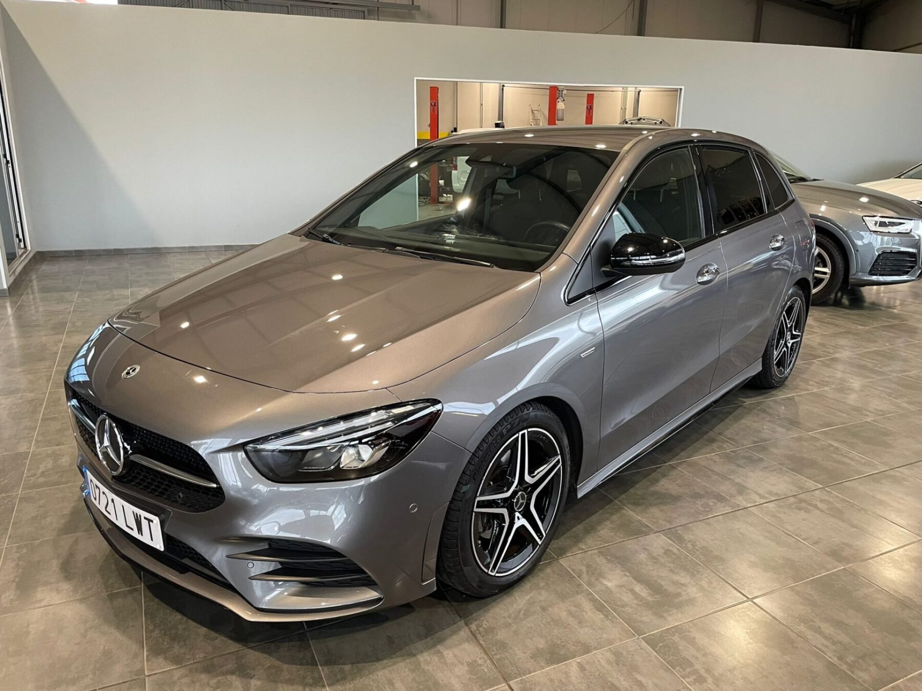 MERCEDES-BENZ Clase B 200 Amg line 