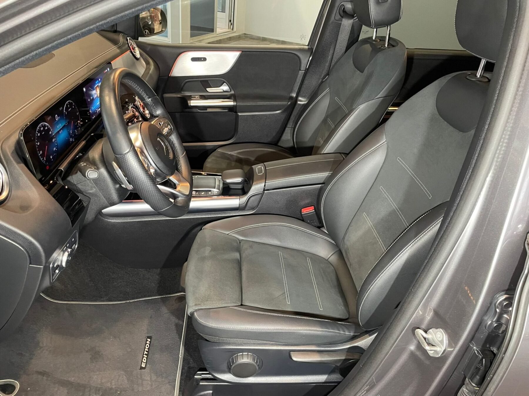 MERCEDES-BENZ Clase B 200 Amg line 