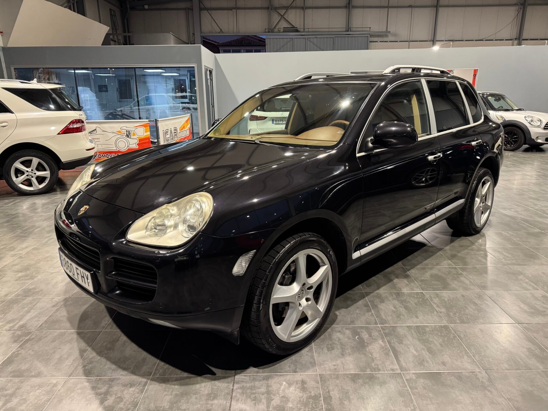 PORSCHE Cayenne 3.2 V6