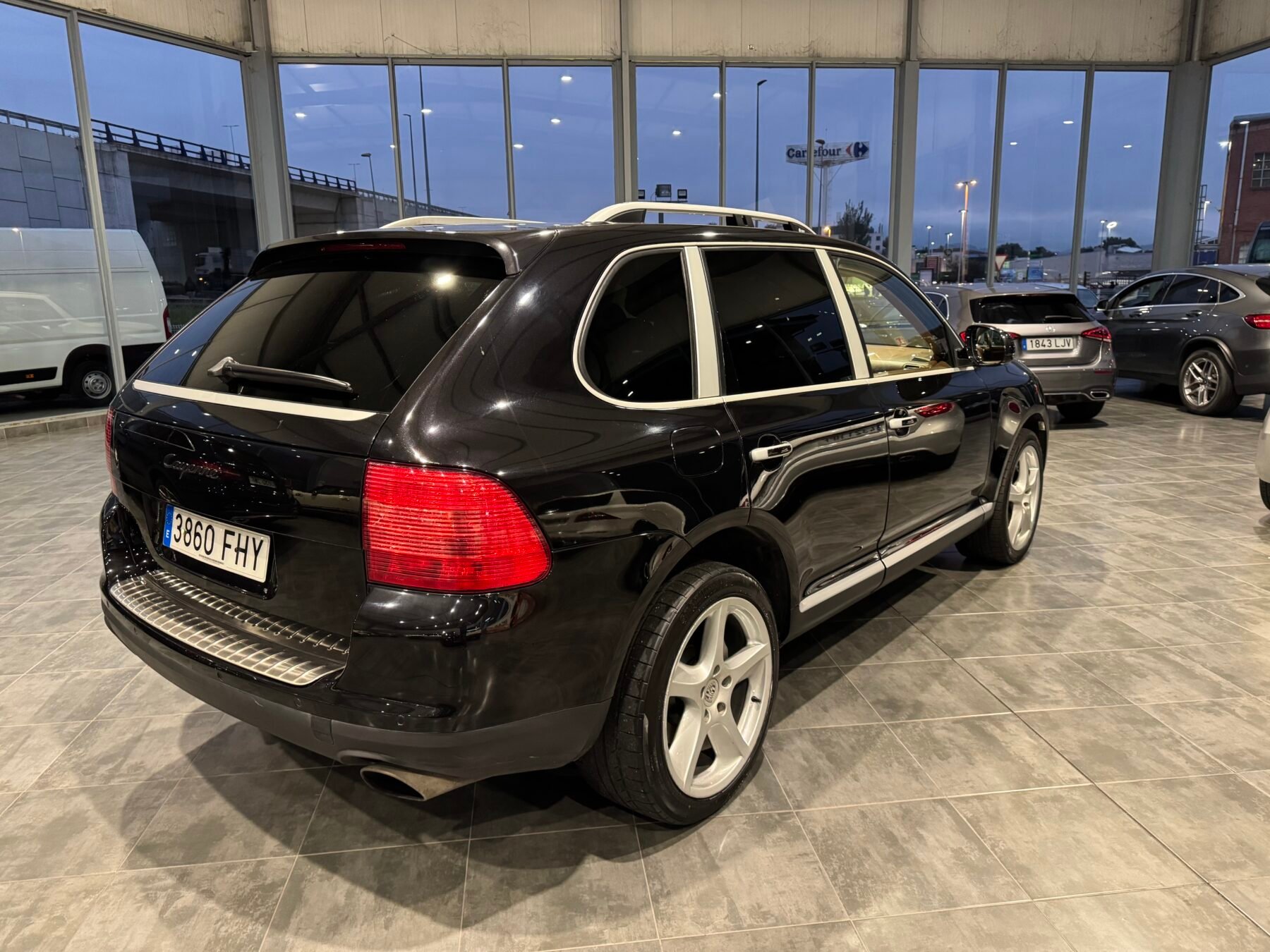PORSCHE Cayenne 3.2 V6