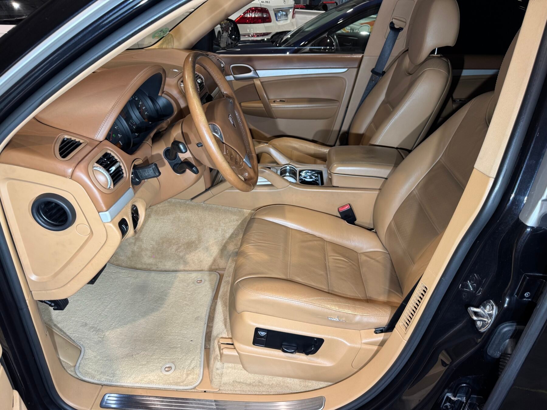 PORSCHE Cayenne 3.2 V6