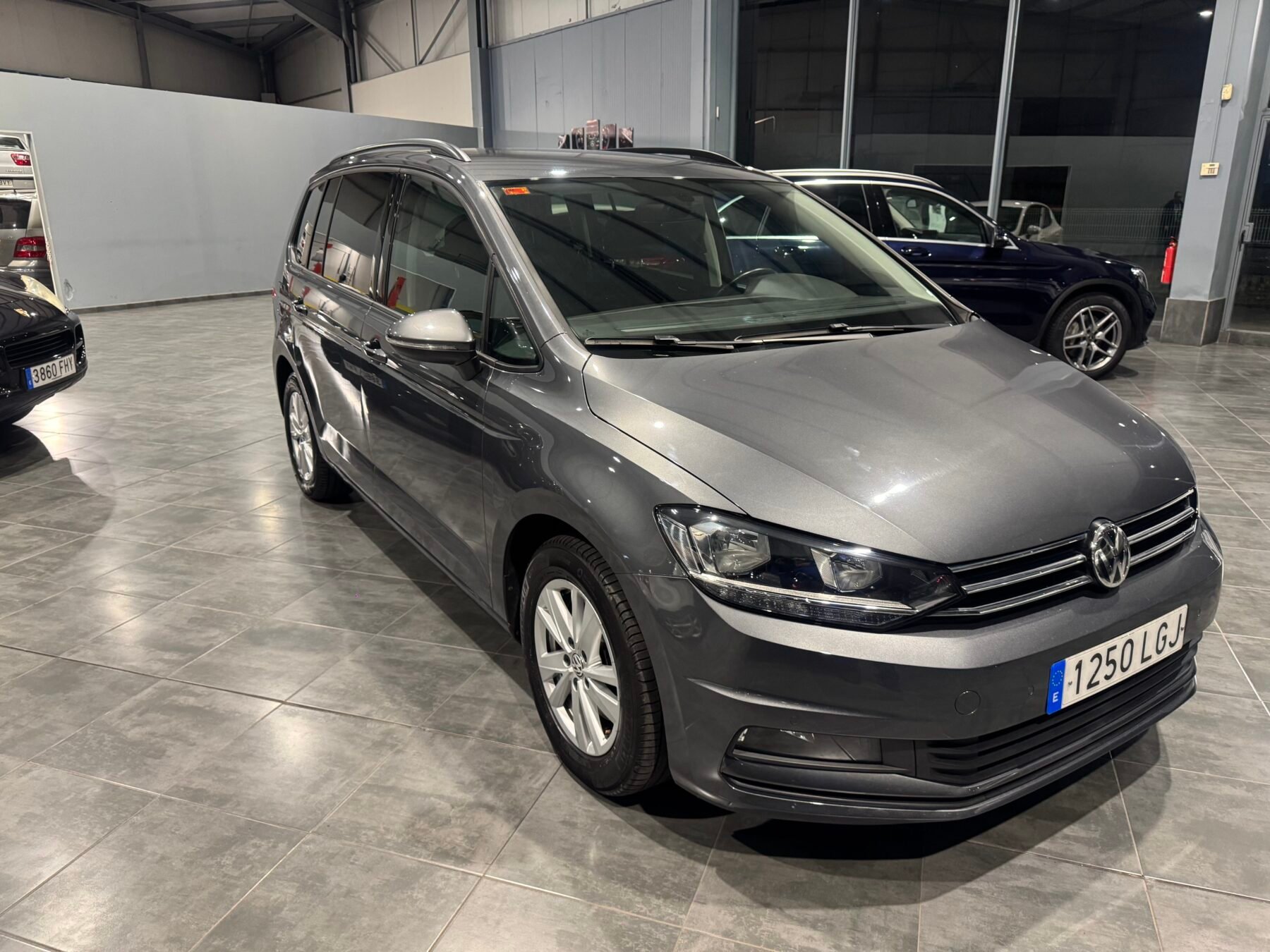 VOLKSWAGEN Touran 2.0 TDI