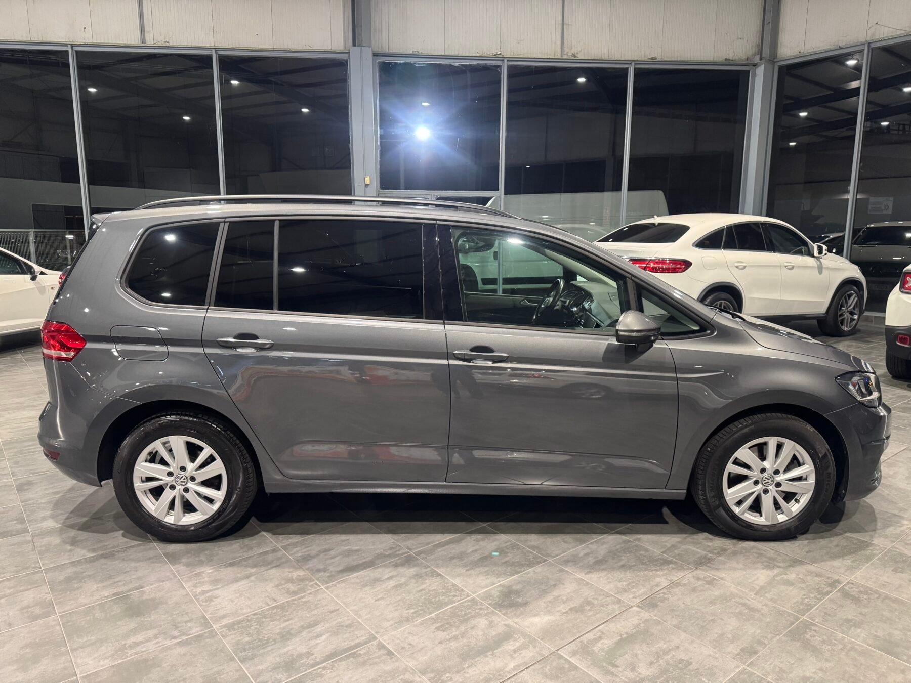 VOLKSWAGEN Touran 2.0 TDI
