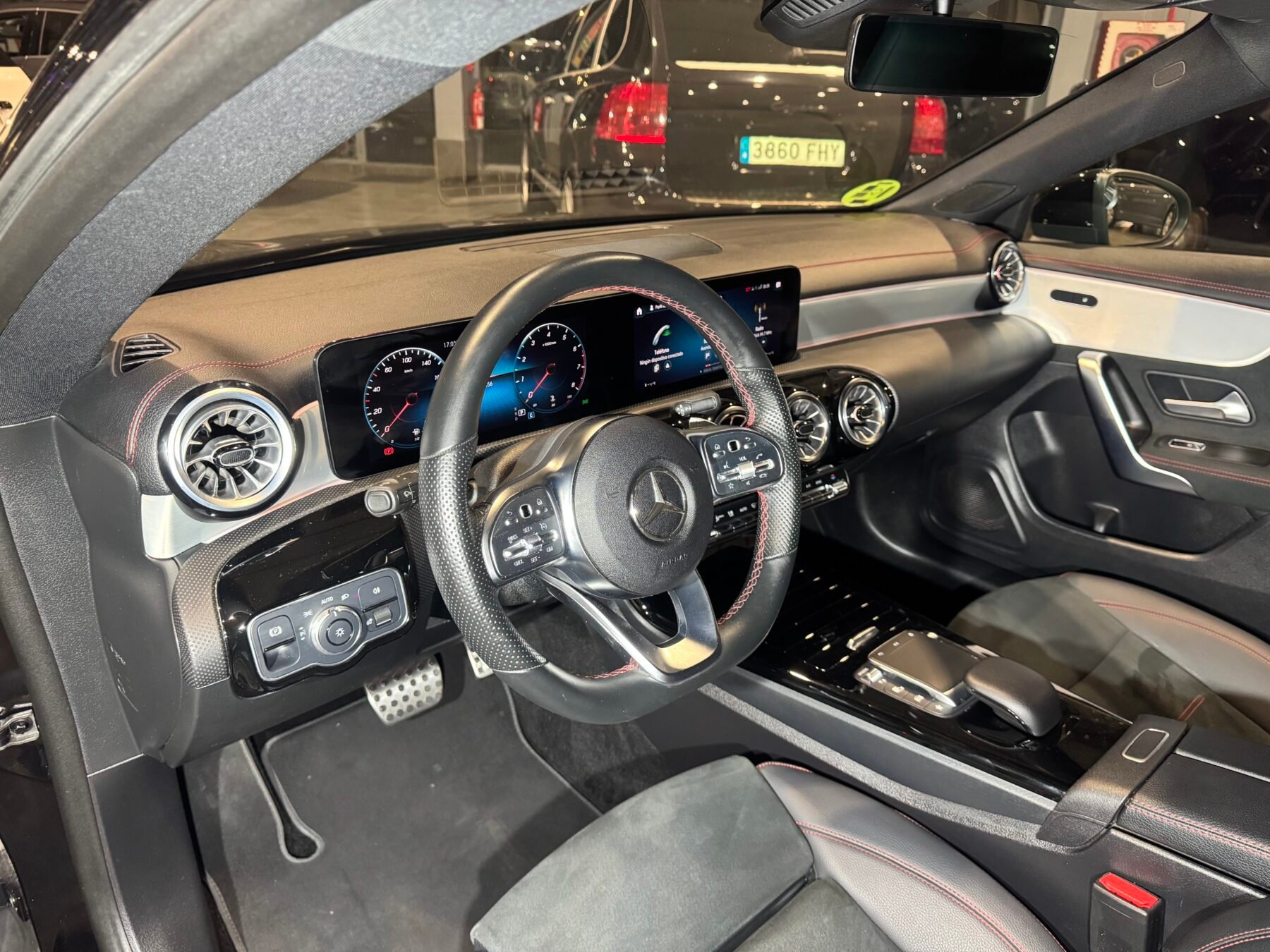 MERCEDES-BENZ CLA 180 Amg Line