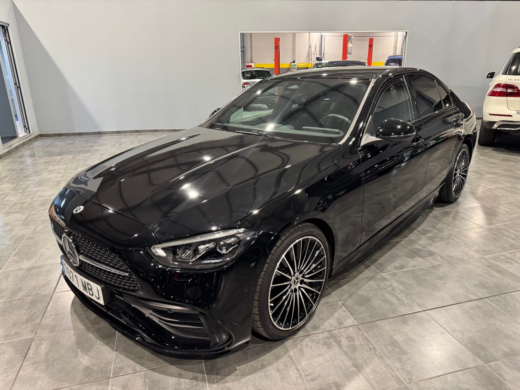 MERCEDES-BENZ Clase C 200 Amg line